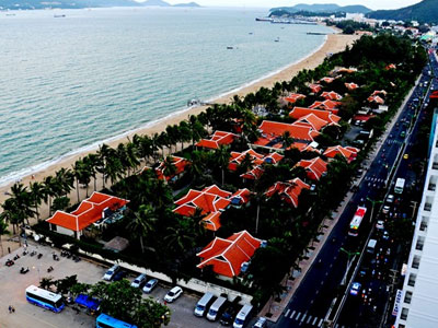 Tháo dỡ hàng loạt công trình chắn tầm nhìn biển Nha Trang