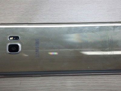 Thêm khách hàng tố trung tâm bảo hành SamSung “bắt chẹt” người tiêu dùng