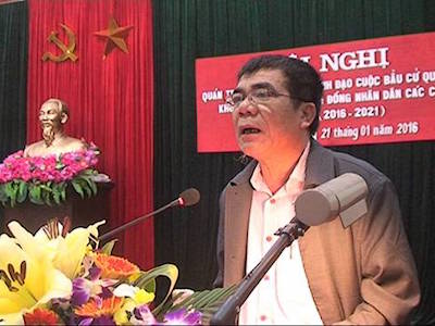 Hà Nội: Bí thư của huyện “cả họ làm quan” nghỉ hưu trước tuổi