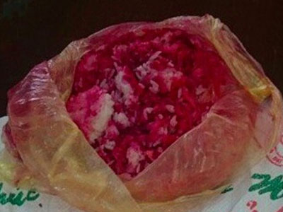 Vụ cơm chuyển màu hồng: Thực nghiệm ở 4 môi trường