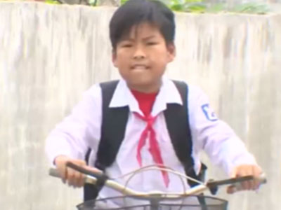 Hành trình chiến thắng ung thư sau 8 năm ròng của cậu bé ở Thái Bình