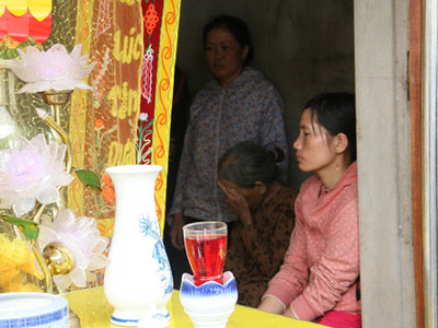 Thợ sửa điện bị giật chết khi điện đã cắt: Nhiều uẩn khúc!