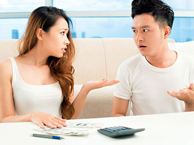Tiêu 30 triệu/tháng: Vợ chồng trẻ khốn đốn với cú sốc tài chính