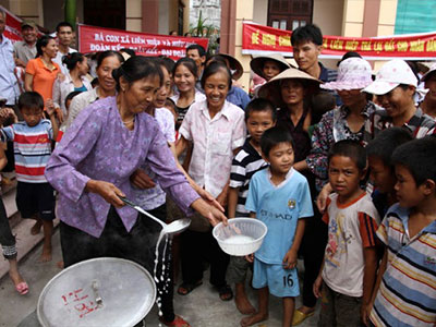 Hà Nội: Nhận án tù vì… nấu cháo trong sân UBND xã