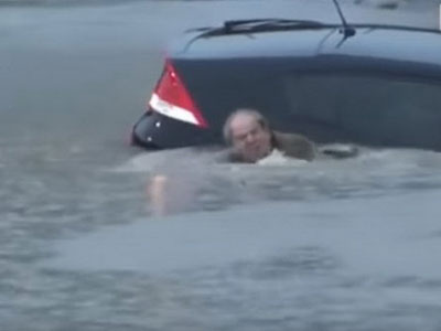 Mưa lũ lịch sử, dân chết chìm trong ôtô ở Houston