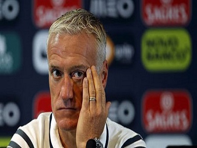 Tuyển Pháp rúng động vì HLV Deschamps dính scandal tài chính
