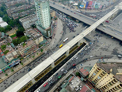 Hai hầm chui nghìn tỷ đồng ở thủ đô vá nham nhở