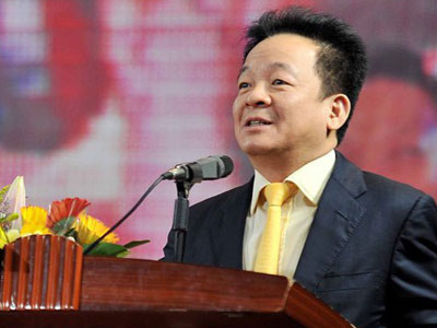 Bầu Hiển: Đầu tư vào bóng đá mang về "tiền tươi thóc thật"