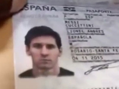 Cảnh sát được tha bổng trong vụ dọa đốt hộ chiếu của Messi
