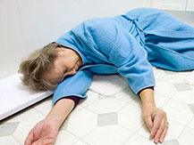 Nữ giúp việc tử vong với nhiều vết chém ở đầu