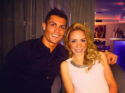 Bạn gái tin đồn của Ronaldo là CĐV Barca
