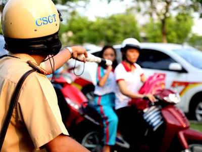 Ngoài CSGT, ai có quyền dừng xe của bạn?