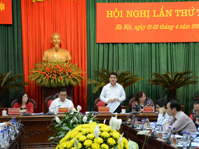 UBND TP Hà Nội thừa 27 phó phòng