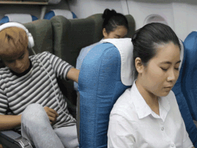 Clip: Những vị khách "khó đỡ" mà ai cũng muốn tránh xa trên các chuyến bay!