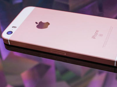iPhone SE chính hãng giá 11,6 triệu đồng