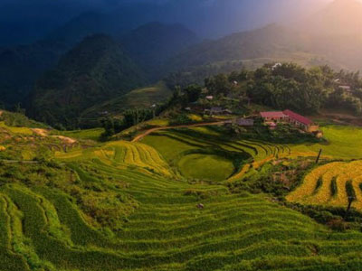 9 địa điểm du lịch hấp dẫn nhất Việt Nam