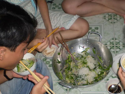 Tâm sự của chàng trai nghèo "hái trái ngọt" khiến giới trẻ thức tỉnh