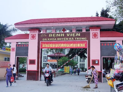 Bé sơ sinh suýt bị chôn sống đang nguy kịch