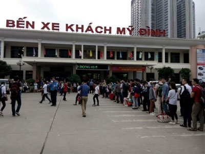 Cảnh xếp hàng "như ở Nhật" xuất hiện tại bến xe Mỹ Đình