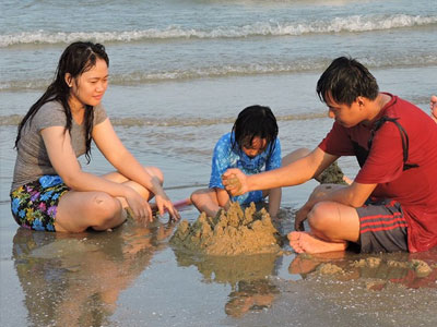 Vui chơi trên bãi biển không rác ở Vũng Tàu