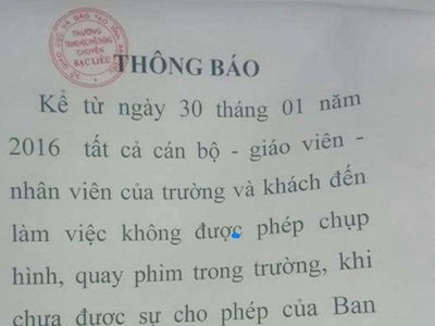 Cấm giáo viên chụp hình trường học