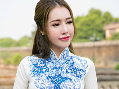 Elly Trần duyên dáng dự sự kiện ở Huế