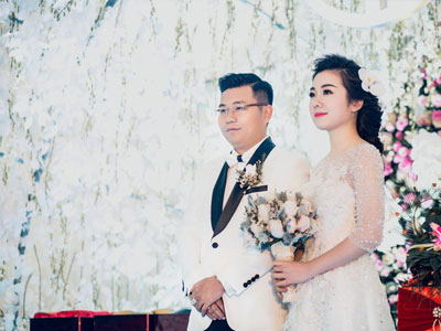Bị chê lãng phí, hào nhoáng bên ngoài, cô dâu trong đám cưới khủng ở Nam Định nói gì?