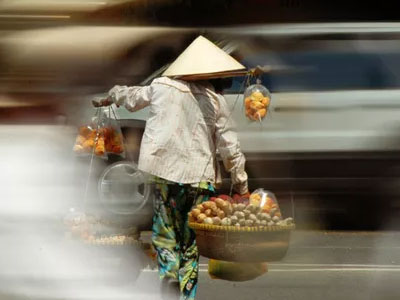 Người Việt làm bao lâu mới đủ trả nợ công?