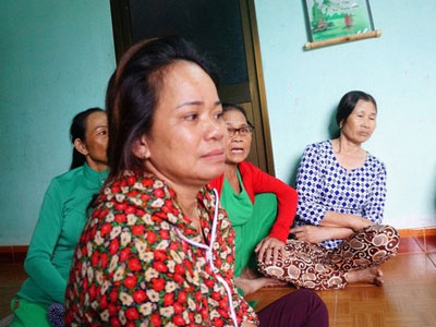 Tàu cứu hộ đưa 34 ngư dân bị đâm chìm trên đường vào bờ