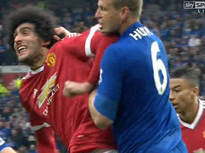 Fellaini bị treo giò đến hết mùa