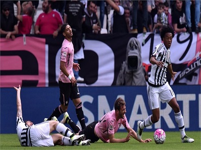 Marchisio chấn thương, ĐT Italia lại... đổi chiến thuật