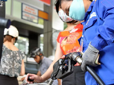 Giá xăng dầu trong nước sẽ còn tăng đến đâu?