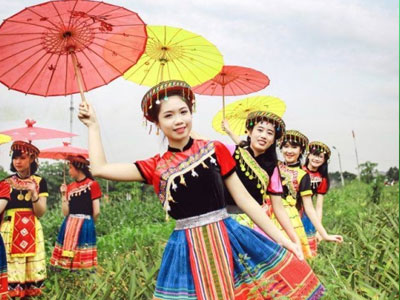 Ảnh kỷ yếu "độc" nhất Miền Bắc của học sinh Ninh Bình