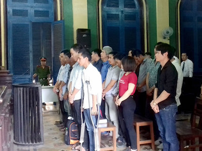 Áp dụng luật mới, miễn trách nhiệm hình sự cho 3 con bạc