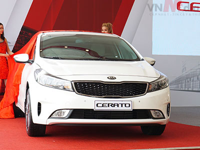 Kia Cerato 2016 thay thế K3, giá từ 615 triệu