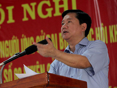 Bí thư Thăng: "Các ông thử chui vào nhà dân xem có ở được không?"