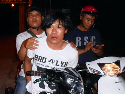 "Hiệp sĩ" truy đuổi 30 km bắt tên trộm xe Exciter