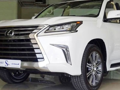 Lexus LX 570 cắt mui giá hơn 350.000 USD ở Dubai