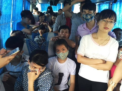 Phạt tài xế nhồi nhét 93 hành khách hơn 23 triệu