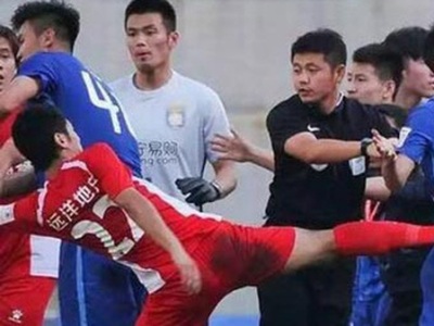 "Đội quân trăm triệu" của Trung Quốc bị vây đánh