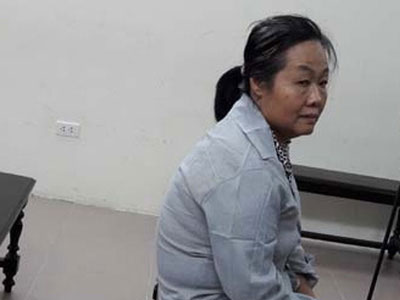 Mang cả quyết định dỏm nhờ Phó phòng Nội vụ giúp đỡ