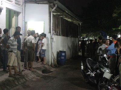 Bé gái 11 tuổi bị sát hại dã man trước sân nhà