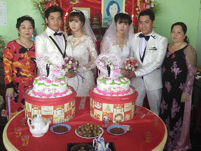 Hai anh em song sinh ở Cà Mau cưới hai chị em song sinh