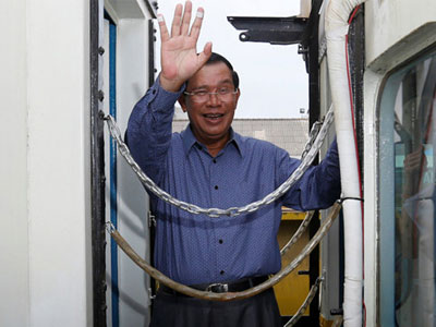 Ông Hun Sen bác tin đồn con trai cả là người gốc Việt