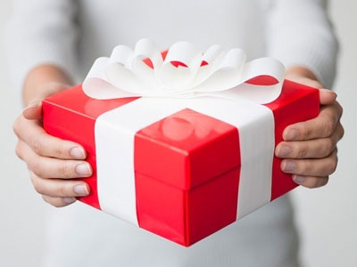 Tặng quà và những món quà không nên tặng