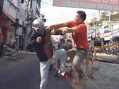 "Bây giờ, ra đường nhịn không phải là nhục"