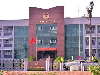 Chủ đất quán Xin Chào đòi lại đất trụ sở công an huyện