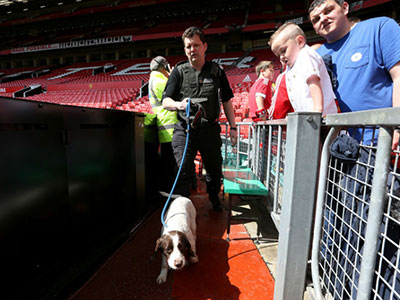Kết luận bất ngờ về thiết bị nghi là bom ở sân Old Trafford