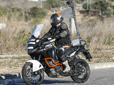 KTM 1290 Super Adventure bị triệu hồi do lỗi giảm sóc