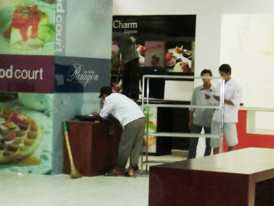 Trung tâm thương mại Parkson Paragon đóng cửa